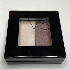 Victoria’s Secret Silky Eyeshadow Duo